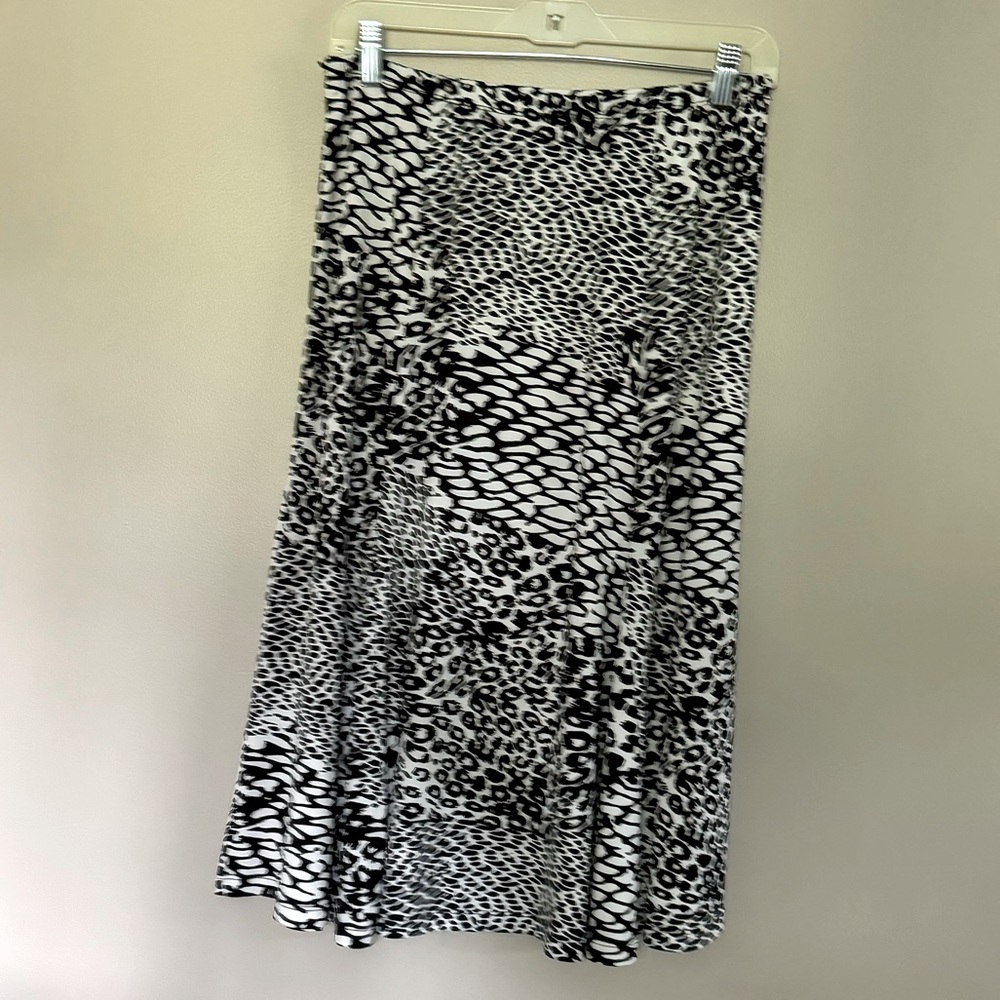 JM Collection Black and White Midi Skirt